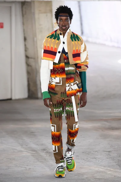 Look 5